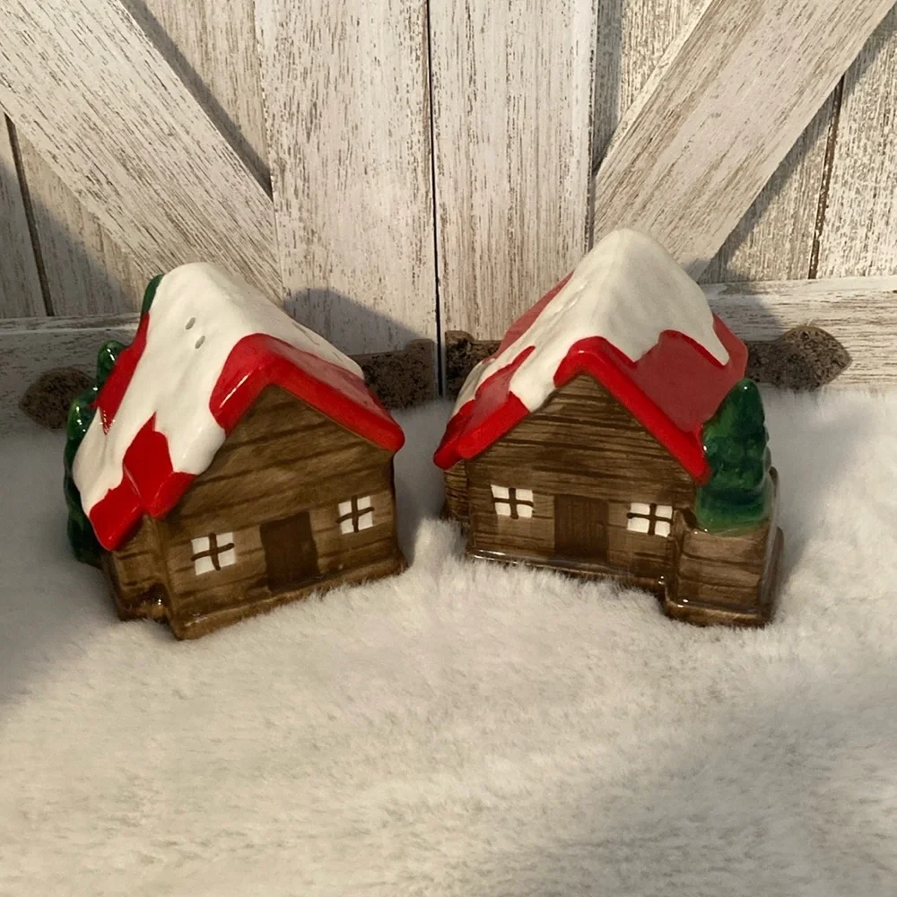 Dolly Parton Ceramic Cabin Salt and Pepper Shakers